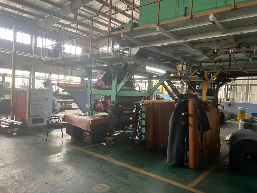 大鈺兩版機,三版機,定型機 ,干法#現場實拍 #皮革機械設備 - 抖音