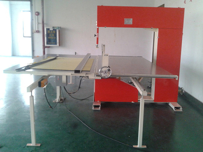 皮革立切機(jī)多少錢|專業(yè)的皮革立切機(jī)品牌推_東莞市萬信機(jī)械設(shè)備 - 商國(guó)互聯(lián)網(wǎng)